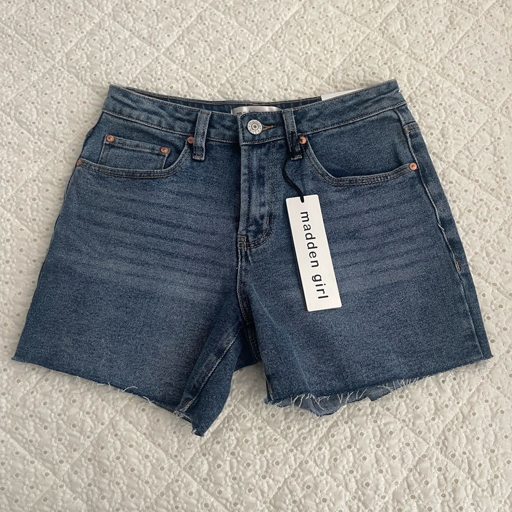 Madden Girl shorts